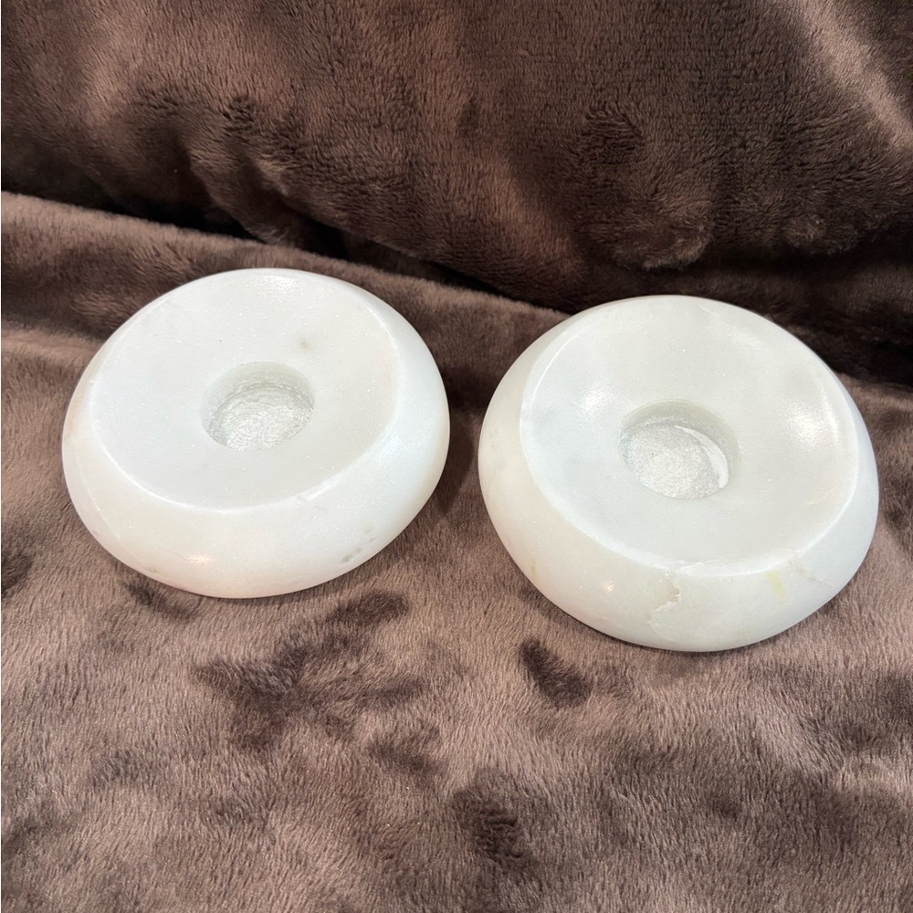 White Marble Candlestick or Sphere Holders - Picture 3 of 7